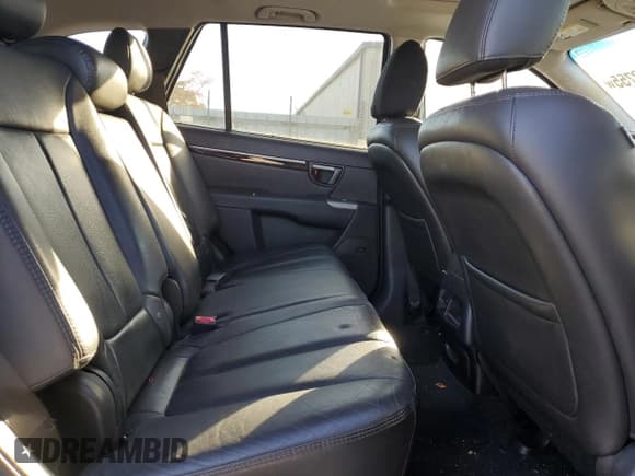 ✅ 2012 Hyundai Santa Fe Limited • VIN: 5XYZK3AB9CG142851 • Lot: 92812755. Listed on Copart with 224,572 mi. Free auction sales archive from the USA and detailed vehicle history report at DreamBid. Image 10.