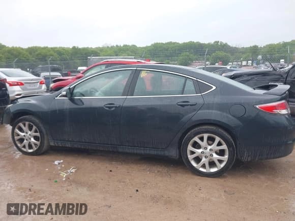 ✅ 2013 Mazda 6 i Touring Plus • VIN: 1YVHZ8EHXD5M12743 • Lot: 42365284. Wystawiony na IAAI z przebiegiem 131 900 mil. Bezpłatny archiwum sprzedaży aukcyjnych z USA i szczegółowy raport historii pojazdu na DreamBid. Zdjęcie 14.