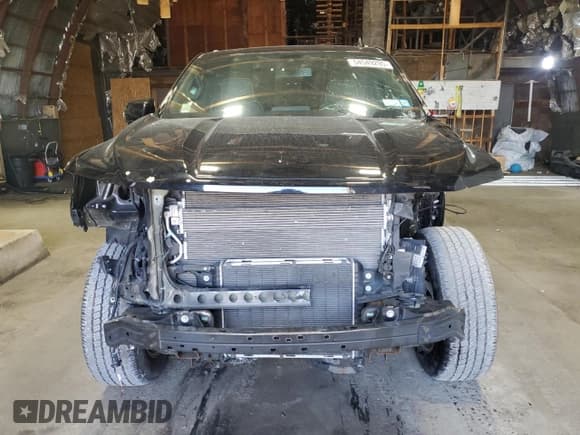 ✅ 2022 GMC Yukon SLT • VIN: 1GKS2BKT3NR282583 • Лот: 54549295. Опубликован ранее на Copart с пробегом 79 008 миль. Бесплатный доступ к архиву аукционных продаж из США и подробный отчёт об истории автомобиля на DreamBid. Изображение 5.