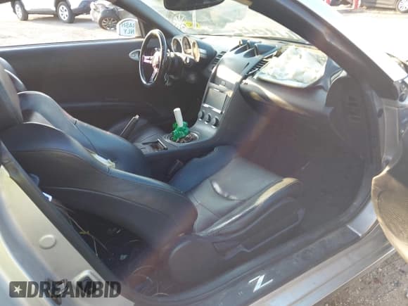 ✅ 2003 Nissan 350Z Touring • VIN: JN1AZ34D53T111576 • Lot: 43220050. Listed on IAAI with 177,427 mi. Free auction sales archive from the USA and detailed vehicle history report at DreamBid. Image 5.