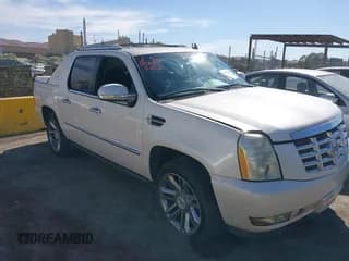 ✅ 2007 Cadillac Escalade EXT • VIN: 3GYFK62817G319532 • Лот: 43029380. Опубликован ранее на IAAI с пробегом 146 183 миль. Бесплатный доступ к архиву аукционных продаж из США и подробный отчёт об истории автомобиля на DreamBid. Изображение 1.