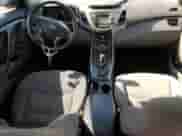 2014 Hyundai Elantra SE z VIN KMHDH4AE0EU126544, wystawiony jako Copart lot #82617775 z przebiegiem 217 356 mil mil oraz Szkoda całkowita • Salvage title. Historia ofert i sprzedaży dostępna na DreamBid. Obrazek 8.