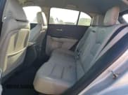 ✅ 2022 Cadillac XT4 AWD Premium Luxury • VIN: 1GYFZDR42NF135962 • Lot: 83828735. Wystawiony na Copart z przebiegiem 86 984 mil. Bezpłatny archiwum sprzedaży aukcyjnych z USA i szczegółowy raport historii pojazdu na DreamBid. Zdjęcie 10.