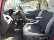 ✅ 2017 Chevrolet Bolt EV LT • VIN: 1G1FW6S06H4182079 • Lot: 50581285. Wystawiony na Copart z przebiegiem 112 416 mil. Bezpłatny archiwum sprzedaży aukcyjnych z USA i szczegółowy raport historii pojazdu na DreamBid. Zdjęcie 7.