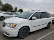 ✅ 2014 Chrysler Town & Country Touring • VIN: 2C4RC1BG4ER358911 • Lot: 92817035. Wystawiony na Copart z przebiegiem 163 967 mil. Bezpłatny archiwum sprzedaży aukcyjnych z USA i szczegółowy raport historii pojazdu na DreamBid. Zdjęcie 1.