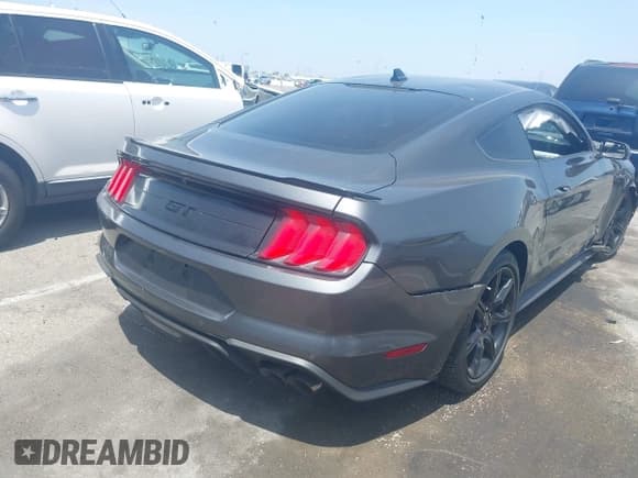 ✅ 2020 Ford Mustang GT • VIN: 1FA6P8CF9L5187496 • Lot: 42478758. Wystawiony na IAAI z przebiegiem 20 835 mil. Bezpłatny archiwum sprzedaży aukcyjnych z USA i szczegółowy raport historii pojazdu na DreamBid. Zdjęcie 4.
