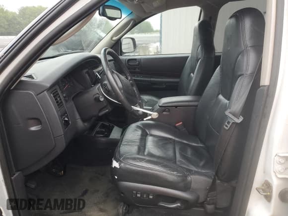 ✅ 2001 Dodge Durango • VIN: 1B4HS28Z21F570427 • Lot: 58657475. Wystawiony na Copart z przebiegiem 114 295 mil. Bezpłatny archiwum sprzedaży aukcyjnych z USA i szczegółowy raport historii pojazdu na DreamBid. Zdjęcie 7.