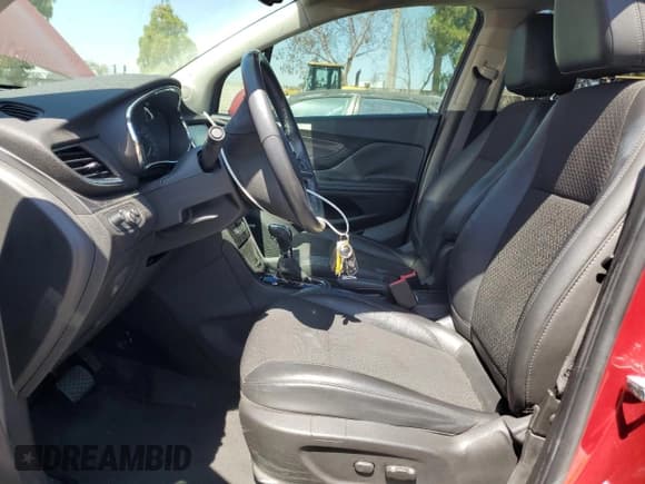 ✅ 2017 Buick Encore Sport Touring • VIN: KL4CJ1SB8HB034910 • Lot: 64400905. Wystawiony na Copart z przebiegiem 44 057 mil. Bezpłatny archiwum sprzedaży aukcyjnych z USA i szczegółowy raport historii pojazdu na DreamBid. Zdjęcie 7.