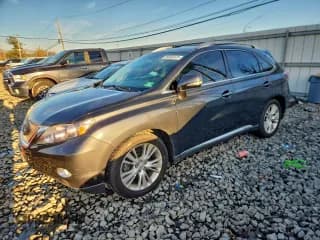 ✅ 2010 Lexus RX 450h • VIN: JTJBC1BA9A2029477 • Лот: 94832475. Опубликован ранее на Copart с пробегом 289 426 миль. Бесплатный доступ к архиву аукционных продаж из США и подробный отчёт об истории автомобиля на DreamBid. Изображение 1.