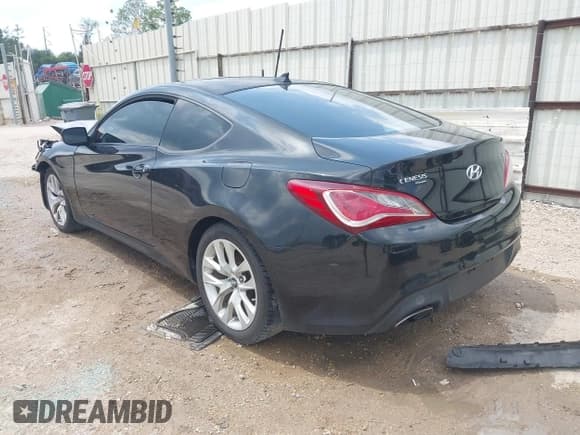 ✅ 2013 Hyundai Genesis Coupe 2.0T • VIN: KMHHT6KD0DU091858 • Lot: 42923154. Wystawiony na IAAI z przebiegiem 128 246 mil. Bezpłatny archiwum sprzedaży aukcyjnych z USA i szczegółowy raport historii pojazdu na DreamBid. Zdjęcie 3.