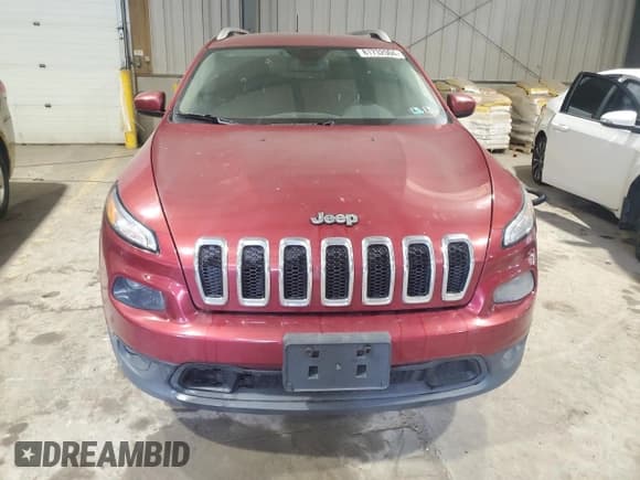 ✅ 2016 Jeep Cherokee Latitude • VIN: 1C4PJMCB2GW100611 • Лот: 81732004. Опубликован ранее на Copart с пробегом 230 070 миль. Бесплатный доступ к архиву аукционных продаж из США и подробный отчёт об истории автомобиля на DreamBid. Изображение 5.