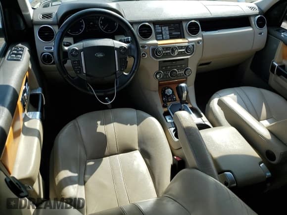 ✅ 2013 Land Rover LR4 HSE • VIN: SALAG2D47DA665348 • Lot: 69813665. Wystawiony na Copart z przebiegiem 206 182 mil. Bezpłatny archiwum sprzedaży aukcyjnych z USA i szczegółowy raport historii pojazdu na DreamBid. Zdjęcie 8.