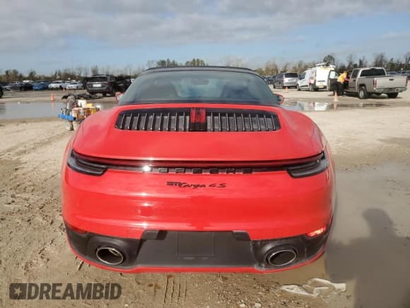 ✅ 2023 Porsche 911 4S • VIN: WP0BB2A94PS233065 • Лот: 85494244. Опубликован ранее на Copart с пробегом Не указан. Бесплатный доступ к архиву аукционных продаж из США и подробный отчёт об истории автомобиля на DreamBid. Изображение 6.