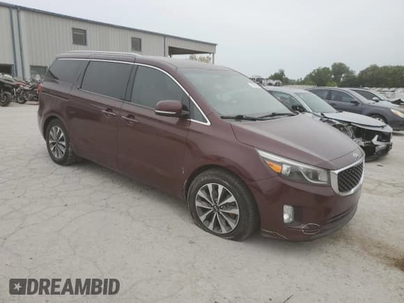 ✅ 2015 Kia Sedona SX • VIN: KNDMC5C19F6080897 • Lot: 71692195. Listed on Copart with 174,208 mi. Free auction sales archive from the USA and detailed vehicle history report at DreamBid. Image 4.