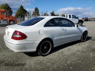 ✅ 2006 Mercedes-Benz CLK 350 • VIN: WDBTJ56J16F190399 • Lot: 77496094. Wystawiony na Copart z przebiegiem 154 046 mil. Bezpłatny archiwum sprzedaży aukcyjnych z USA i szczegółowy raport historii pojazdu na DreamBid. Zdjęcie 3.