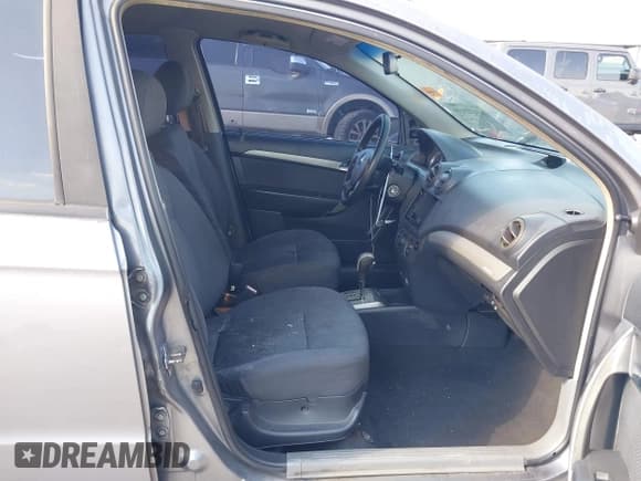 ✅ 2008 Chevrolet Aveo LS • VIN: KL1TD56678B268495 • Лот: 43472939. Опубликован ранее на IAAI с пробегом 185 635 миль. Бесплатный доступ к архиву аукционных продаж из США и подробный отчёт об истории автомобиля на DreamBid. Изображение 5.