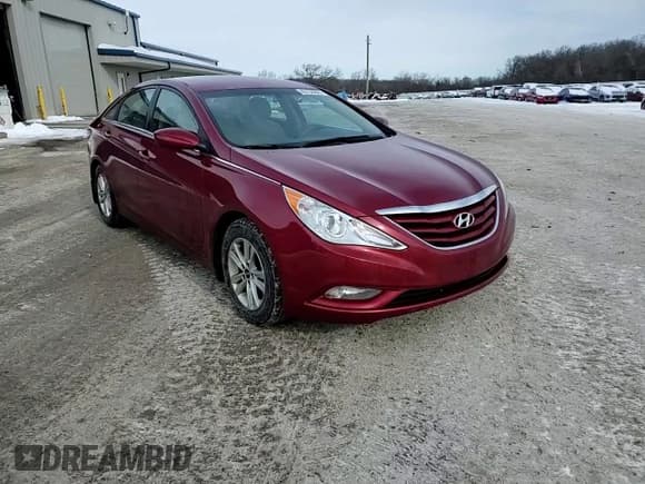 ✅ 2013 Hyundai Sonata GL • VIN: 5NPEB4AC4DH727117 • Lot: 45736265. Listed on Copart with 80,915 mi. Free auction sales archive from the USA and detailed vehicle history report at DreamBid. Image 13.