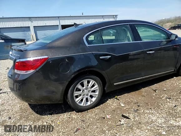 ✅ 2013 Buick LaCrosse Leather • VIN: 1G4GC5ERXDF201509 • Lot: 54270045. Listed on Copart with 136,859 mi. Free auction sales archive from the USA and detailed vehicle history report at DreamBid. Image 13.
