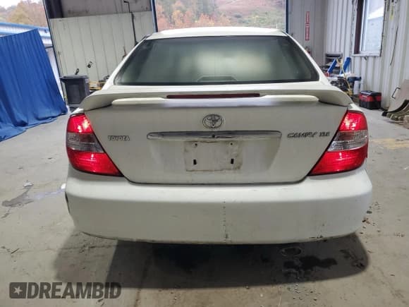 ✅ 2004 Toyota Camry LE • VIN: 4T1BE32K04U262525 • Lot: 90217255. Listed on Copart with 305,513 mi. Free auction sales archive from the USA and detailed vehicle history report at DreamBid. Image 6.