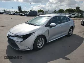 ✅ 2022 Toyota Corolla LE • VIN: 5YFEPMAE6NP319581 • Лот: 92227865. Опубликован ранее на Copart с пробегом 62 221 миль. Бесплатный доступ к архиву аукционных продаж из США и подробный отчёт об истории автомобиля на DreamBid. Изображение 1.