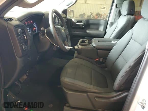 ✅ 2021 Chevrolet Silverado 1500 Custom • VIN: 1GCRYBEH9MZ122853 • Лот: 75997394. Опубликован ранее на Copart с пробегом 145 097 миль. Бесплатный доступ к архиву аукционных продаж из США и подробный отчёт об истории автомобиля на DreamBid. Изображение 7.