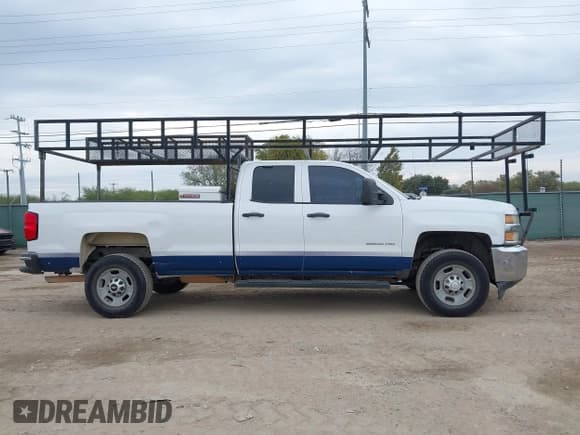 ✅ 2015 Chevrolet Silverado 2500HD Work Truck • VIN: 1GC2CUEG6FZ559215 • Лот: 43844626. Опубликован ранее на IAAI с пробегом 200 462 миль. Бесплатный доступ к архиву аукционных продаж из США и подробный отчёт об истории автомобиля на DreamBid. Изображение 13.