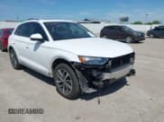 ✅ 2021 Audi Q5 Premium • VIN: WA1AAAFY5M2004232 • Лот: 42619623. Опубликован ранее на IAAI с пробегом 26 787 миль. Бесплатный доступ к архиву аукционных продаж из США и подробный отчёт об истории автомобиля на DreamBid. Изображение 1.