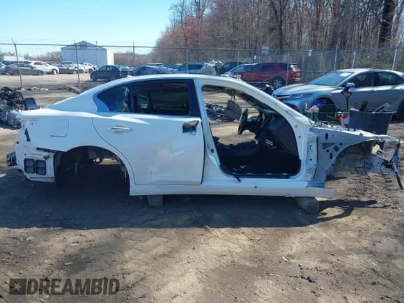 ✅ 2020 Infiniti Q50 Luxe • VIN: JN1EV7AP3LM207817 • Лот: 41806964. Опубликован ранее на IAAI с пробегом 61 262 миль. Бесплатный доступ к архиву аукционных продаж из США и подробный отчёт об истории автомобиля на DreamBid. Изображение 14.