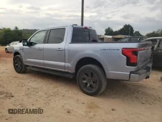 ✅ 2022 Ford F-150 Lightning Pro • VIN: 1FT6W1EV0NWG14375 • Лот: 69040964. Опубликован ранее на Copart с пробегом 40 711 миль. Бесплатный доступ к архиву аукционных продаж из США и подробный отчёт об истории автомобиля на DreamBid. Изображение 2.