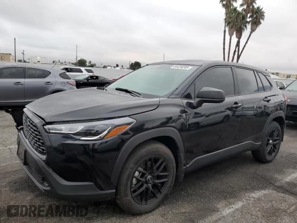 ✅ 2024 Toyota Corolla Cross L • VIN: 7MUAAAAG3RV103819 • Lot: 84426285. Wystawiony na Copart z przebiegiem 13 653 mil. Bezpłatny archiwum sprzedaży aukcyjnych z USA i szczegółowy raport historii pojazdu na DreamBid. Zdjęcie 1.