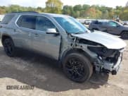 ✅ 2023 Chevrolet Traverse LT Cloth • VIN: 1GNERGKW0PJ104926 • Lot: 43464850. Wystawiony na IAAI z przebiegiem 27 566 mil. Bezpłatny archiwum sprzedaży aukcyjnych z USA i szczegółowy raport historii pojazdu na DreamBid. Zdjęcie 1.