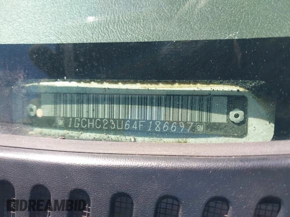 ✅ 2004 Chevrolet Silverado 2500HD LS • VIN: 1GCHC23U64F186697 • Лот: 41851795. Опубликован ранее на IAAI с пробегом 232 715 миль. Бесплатный доступ к архиву аукционных продаж из США и подробный отчёт об истории автомобиля на DreamBid. Изображение 9.