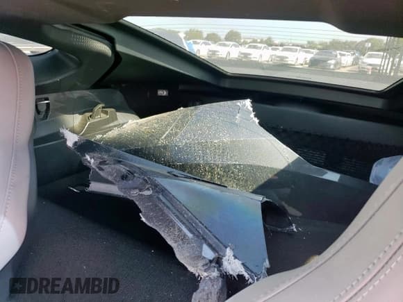 ✅ 2014 Chevrolet Corvette 2LT • VIN: 1G1YC2D75E5109148 • Lot: 65747355. Listed on Copart with Not provided. Free auction sales archive from the USA and detailed vehicle history report at DreamBid. Image 10.