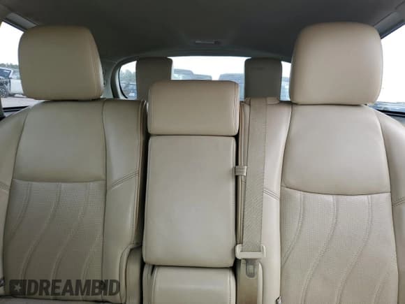 ✅ 2015 Infiniti QX60 • VIN: 5N1AL0MN8FC513842 • Лот: 87407165. Опубликован ранее на Copart с пробегом 215 008 миль. Бесплатный доступ к архиву аукционных продаж из США и подробный отчёт об истории автомобиля на DreamBid. Изображение 10.