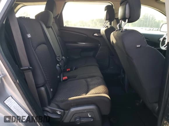 ✅ 2015 Dodge Journey SXT • VIN: 3C4PDCBG7FT627773 • Лот: 67106455. Опубликован ранее на Copart с пробегом 155 532 миль. Бесплатный доступ к архиву аукционных продаж из США и подробный отчёт об истории автомобиля на DreamBid. Изображение 11.