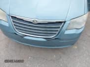 ✅ 2010 Chrysler Town & Country LX • VIN: 2A4RR2D1XAR376430 • Lot: 42317617. Wystawiony na IAAI z przebiegiem 126 450 mil. Bezpłatny archiwum sprzedaży aukcyjnych z USA i szczegółowy raport historii pojazdu na DreamBid. Zdjęcie 6.