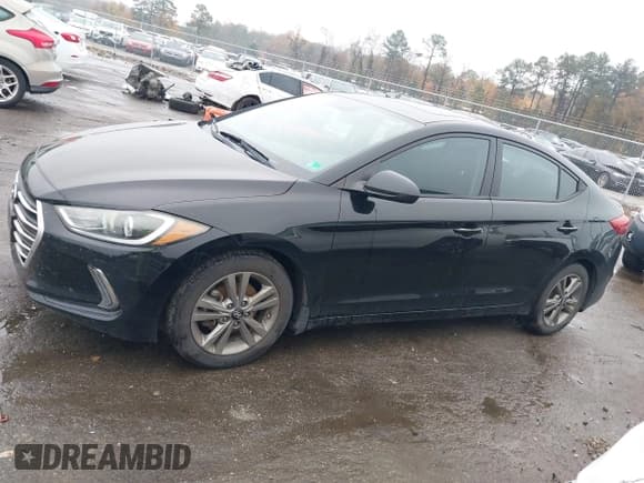 ✅ 2017 Hyundai Elantra Value Edition • VIN: 5NPD84LFXHH144476 • Lot: 43605594. Listed on IAAI with 193,968 mi. Free auction sales archive from the USA and detailed vehicle history report at DreamBid. Image 14.