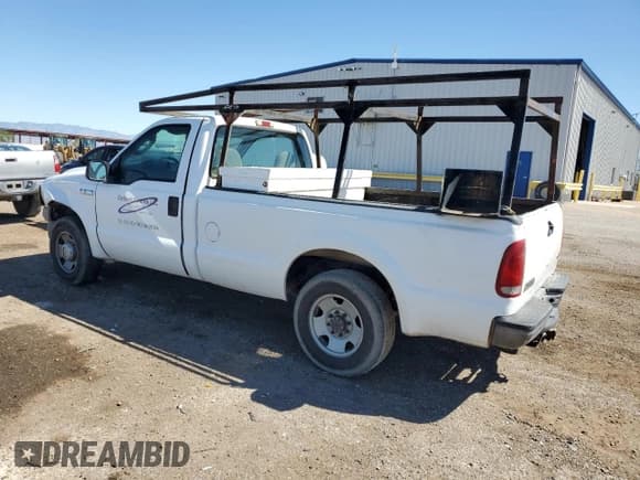✅ 2005 Ford F-250 XL • VIN: 1FTNF20535EA28736 • Lot: 84588945. Wystawiony na Copart z przebiegiem 226 693 mil. Bezpłatny archiwum sprzedaży aukcyjnych z USA i szczegółowy raport historii pojazdu na DreamBid. Zdjęcie 2.