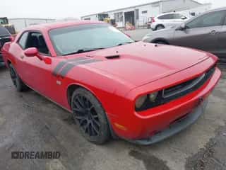 2013 Dodge Challenger R/T Plus z VIN 2C3CDYBT5DH531045, wystawiony jako IAAI lot #42714421 z przebiegiem Nie podano mil oraz . Historia ofert i sprzedaży dostępna na DreamBid. Obrazek 1.