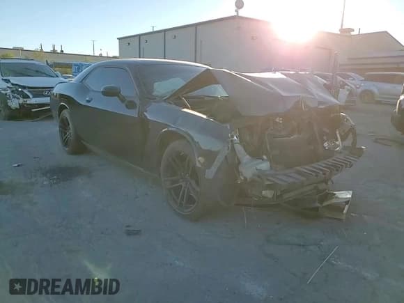 ✅ 2012 Dodge Challenger SXT • VIN: 2C3CDYAG6CH185543 • Lot: 80472334. Wystawiony na Copart z przebiegiem 151 035 mil. Bezpłatny archiwum sprzedaży aukcyjnych z USA i szczegółowy raport historii pojazdu na DreamBid. Zdjęcie 11.