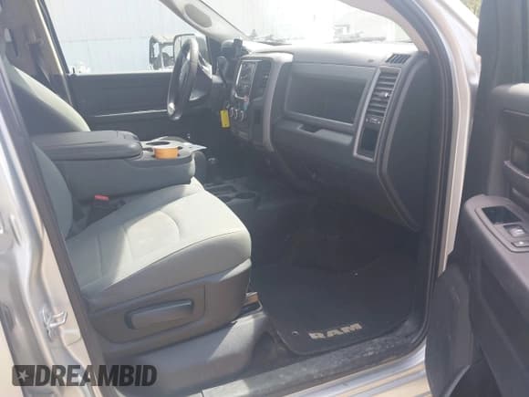 ✅ 2017 Ram 2500 Tradesman • VIN: 3C6UR5CL9HG748450 • Lot: 42259159. Wystawiony na IAAI z przebiegiem 153 092 mil. Bezpłatny archiwum sprzedaży aukcyjnych z USA i szczegółowy raport historii pojazdu na DreamBid. Zdjęcie 5.