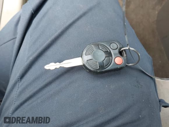 ✅ 2011 Ford Fusion Hybrid • VIN: 3FADP0L33BR116627 • Lot: 43911282. Listed on IAAI with 147,176 mi. Free auction sales archive from the USA and detailed vehicle history report at DreamBid. Image 11.