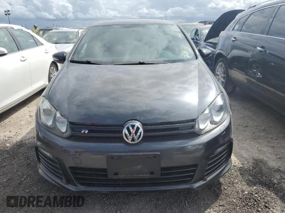 ✅ 2012 Volkswagen Golf R • VIN: WVWPF7AJ4CW301210 • Лот: 75675764. Опубликован ранее на Copart с пробегом 56 269 миль. Бесплатный доступ к архиву аукционных продаж из США и подробный отчёт об истории автомобиля на DreamBid. Изображение 5.