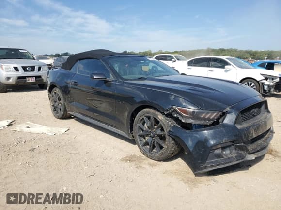 ✅ 2017 Ford Mustang GT Premium • VIN: 1FATP8FF4H5257878 • Lot: 81857635. Wystawiony na Copart z przebiegiem Nie podano. Bezpłatny archiwum sprzedaży aukcyjnych z USA i szczegółowy raport historii pojazdu na DreamBid. Zdjęcie 4.