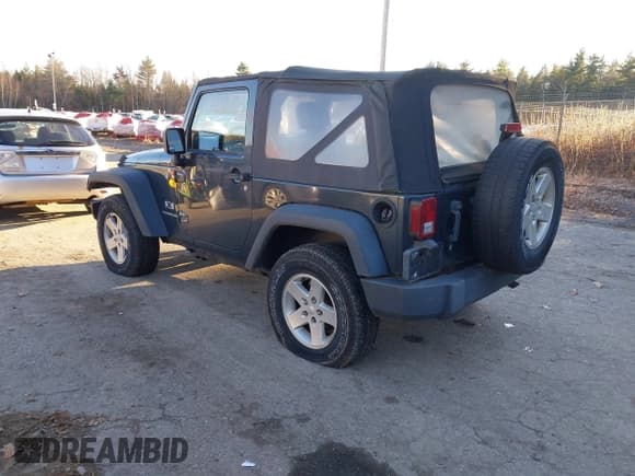 ✅ 2008 Jeep Wrangler X • VIN: 1J4FA24138L516136 • Lot: 43832818. Listed on IAAI with 308,393 mi. Free auction sales archive from the USA and detailed vehicle history report at DreamBid. Image 3.