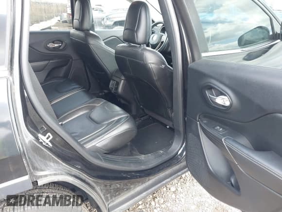 ✅ 2014 Jeep Cherokee Limited • VIN: 1C4PJMDS3EW211129 • Лот: 41877310. Опубликован ранее на IAAI с пробегом 91 791 миль. Бесплатный доступ к архиву аукционных продаж из США и подробный отчёт об истории автомобиля на DreamBid. Изображение 8.