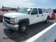 ✅ 2001 Chevrolet Silverado 2500HD LS • VIN: 1GCHC23GX1F202504 • Lot: 42361816. Wystawiony na IAAI z przebiegiem Nie podano. Bezpłatny archiwum sprzedaży aukcyjnych z USA i szczegółowy raport historii pojazdu na DreamBid. Zdjęcie 20.