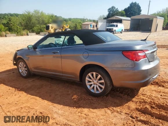 ✅ 2011 Chrysler 200 Touring • VIN: 1C3BC2EG2BN623745 • Lot: 53046595. Listed on Copart with 62,239 mi. Free auction sales archive from the USA and detailed vehicle history report at DreamBid. Image 2.