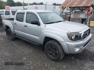 ✅ 2006 Toyota Tacoma • VIN: 3TMLU42N66M006246 • Lot: 43302872. Listed on IAAI with 177,358 mi. Free auction sales archive from the USA and detailed vehicle history report at DreamBid. Image 1.