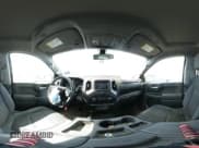 ✅ 2019 Chevrolet Silverado 1500 Work Truck • VIN: 1GCPWAEH2KZ385190 • Lot: 43313249. Wystawiony na IAAI z przebiegiem 105 992 mil. Bezpłatny archiwum sprzedaży aukcyjnych z USA i szczegółowy raport historii pojazdu na DreamBid. Zdjęcie 18.